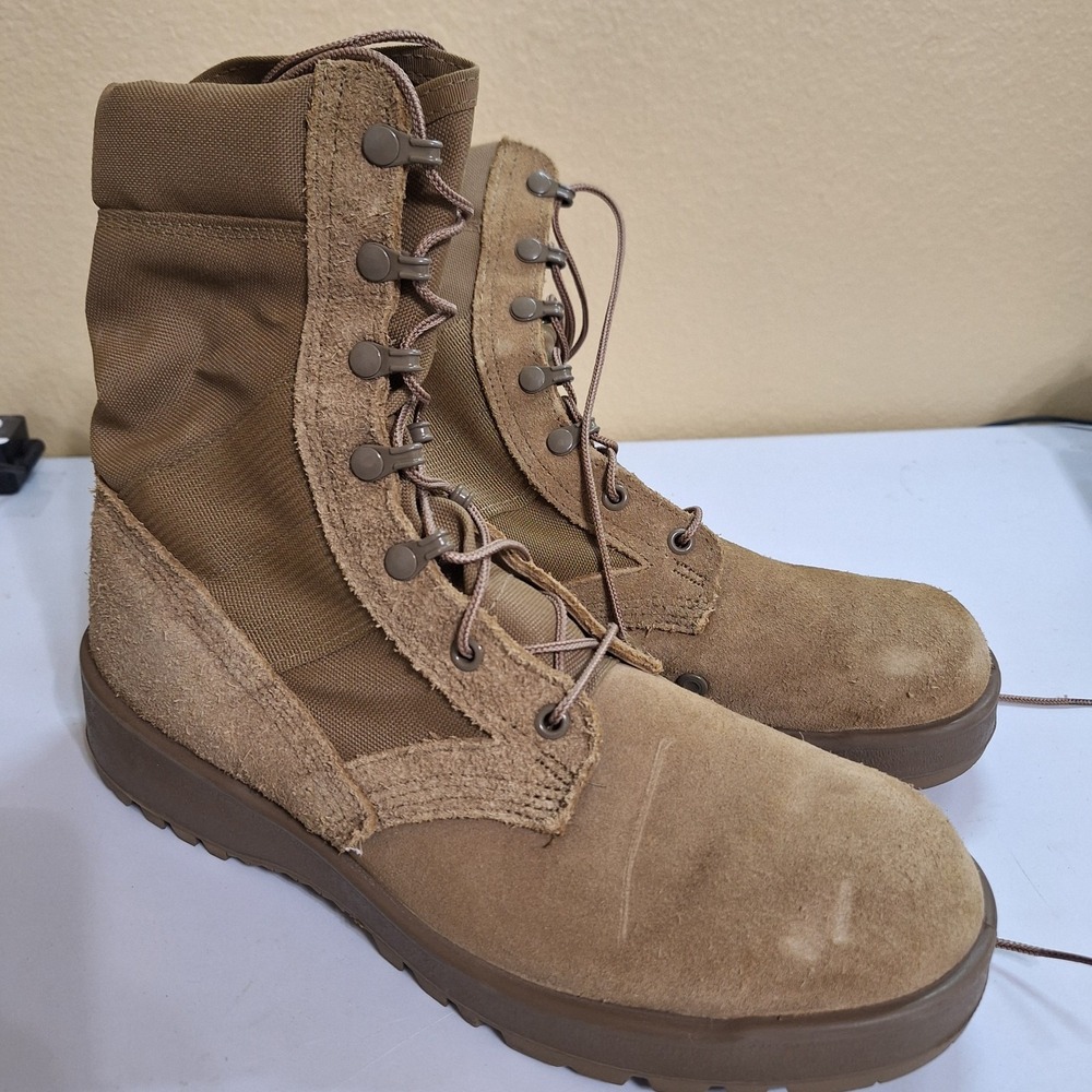 US Military Hot Weather Combat‎ Boots Coyote Brown Vibram Sole 10.5W USA  2016